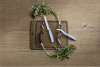 Набор из 2 ножей VICTORINOX Swiss Classic: нож для овощей и столовый нож 11 см, голубая рукоять