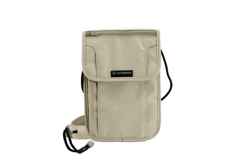 Кошелёк на шею Deluxe c системой защиты данных RFID VICTORINOX 31171908