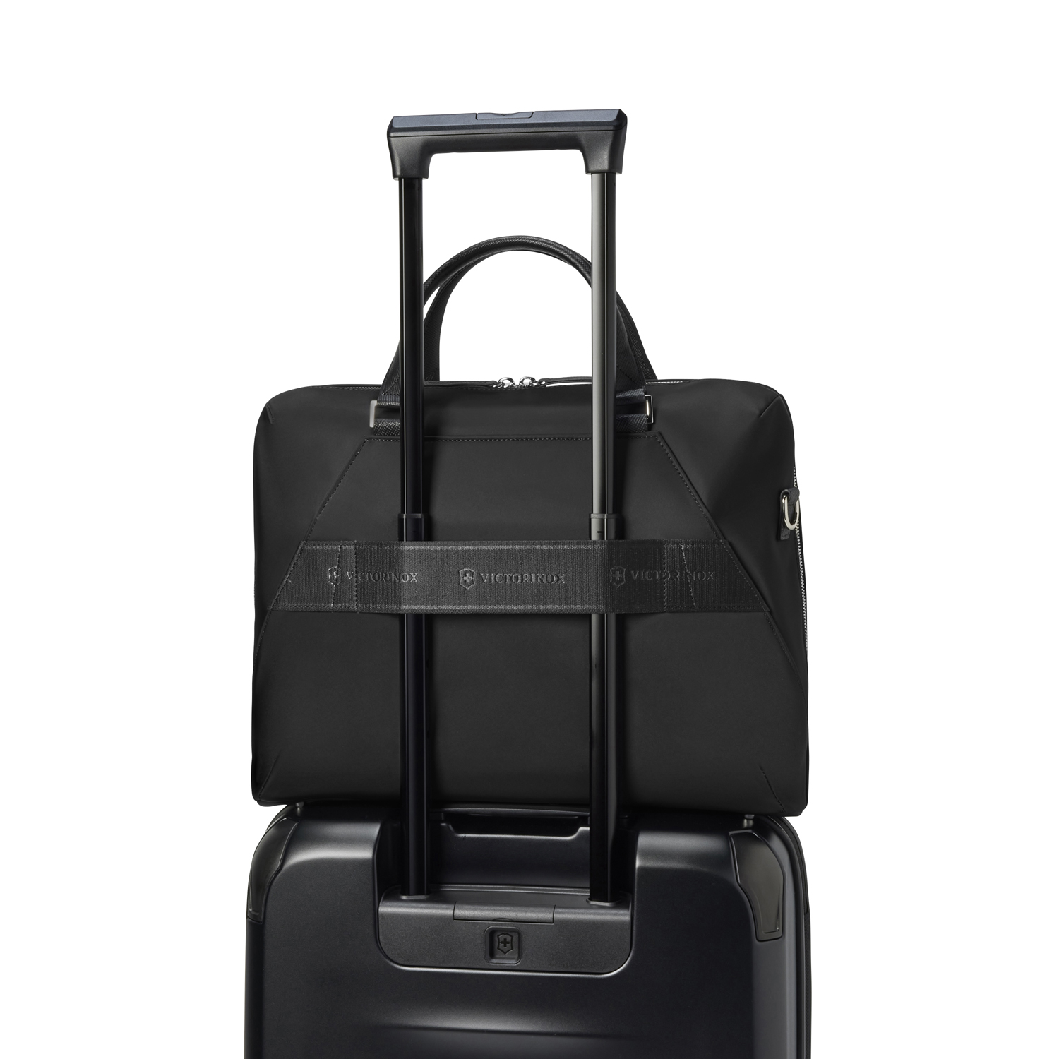 Портфель Victoria Signature Briefcase VICTORINOX 612209