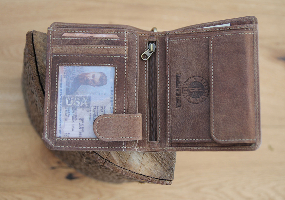 Бумажник с металлической цепочкой «Wayne Deer» KLONDIKE 1896 KD1020-02