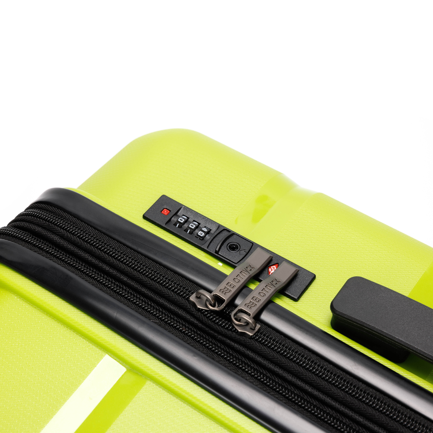 Чемодан средний В Отпуск TORBER T1902M-Green