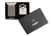 Подарочный набор: зажигалка Black Ice® и вставной блок для трубок ZIPPO 29789